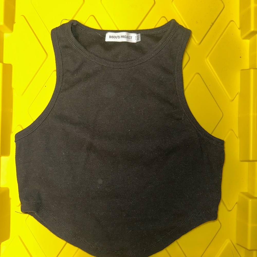 Black Fitted Crop Tank Top